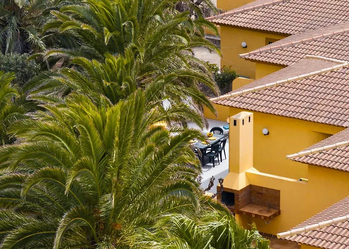 Casa Do Ribeiro Salgado By An Island *