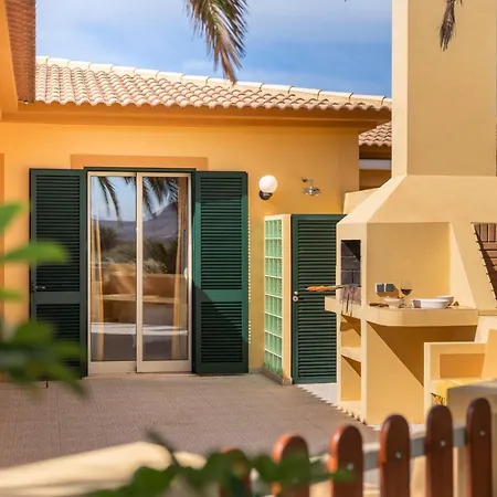 Casa Do Ribeiro Salgado By An Island *