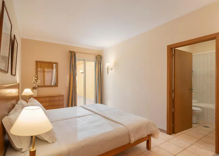 Casa Do Ribeiro Salgado By An Island